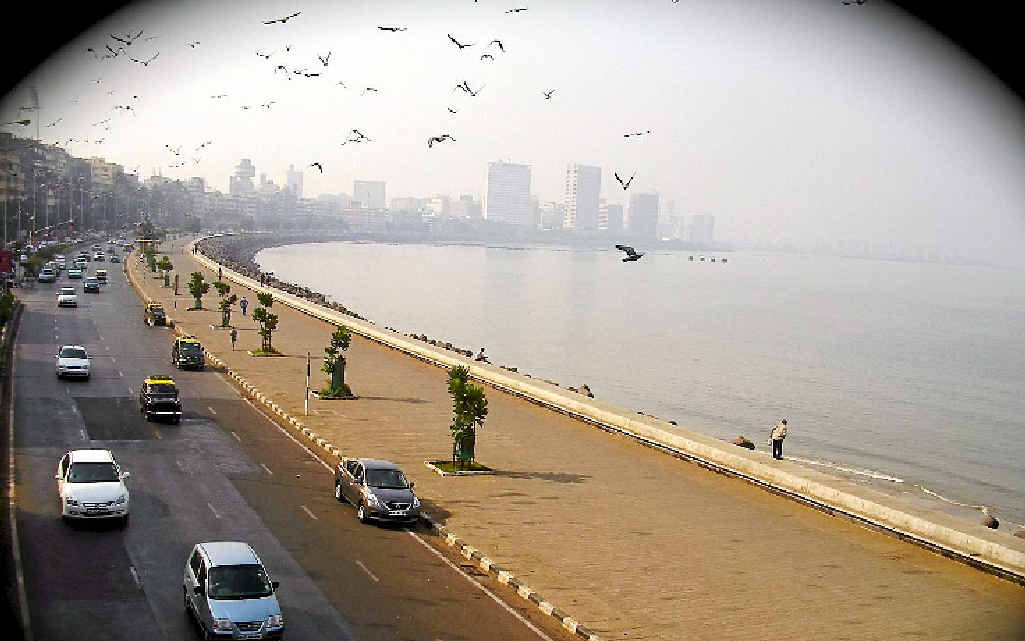 Scenic Marine Drive, south of Mumbai. Scenic Marine Drive, south of Mumbai.
