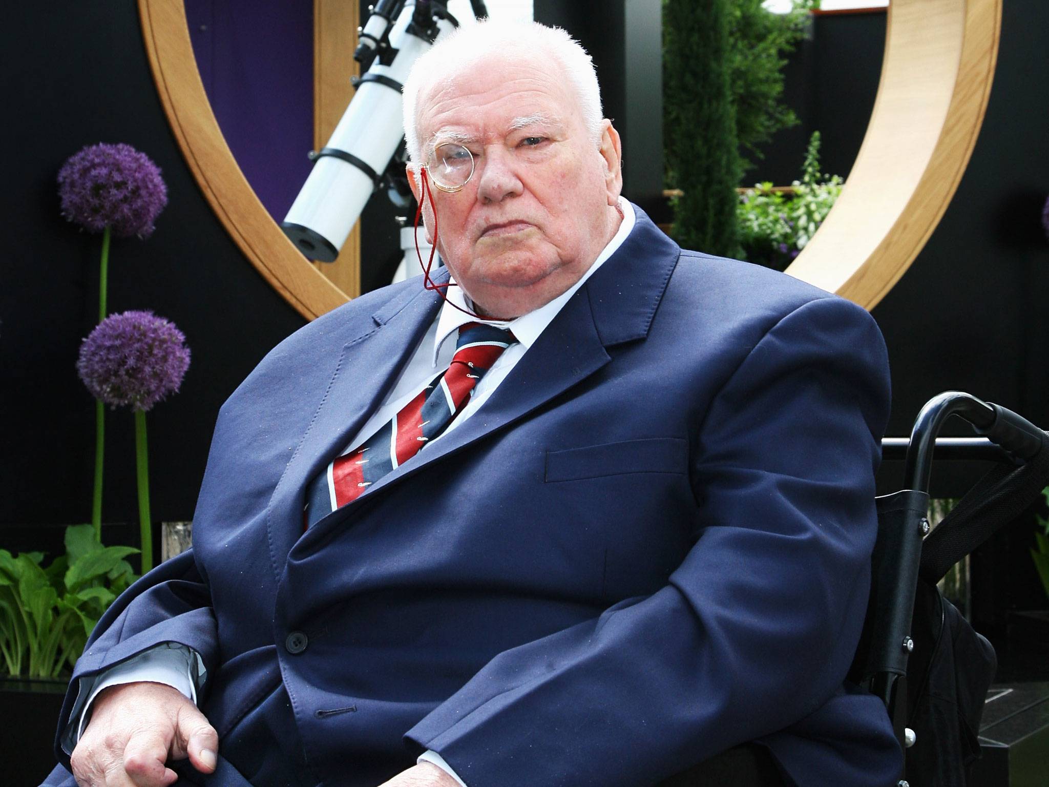Tributes have flooded in for amateur astronomer Sir Patrick Moore. Tributes have flooded in for amateur astronomer Sir Patrick Moore.