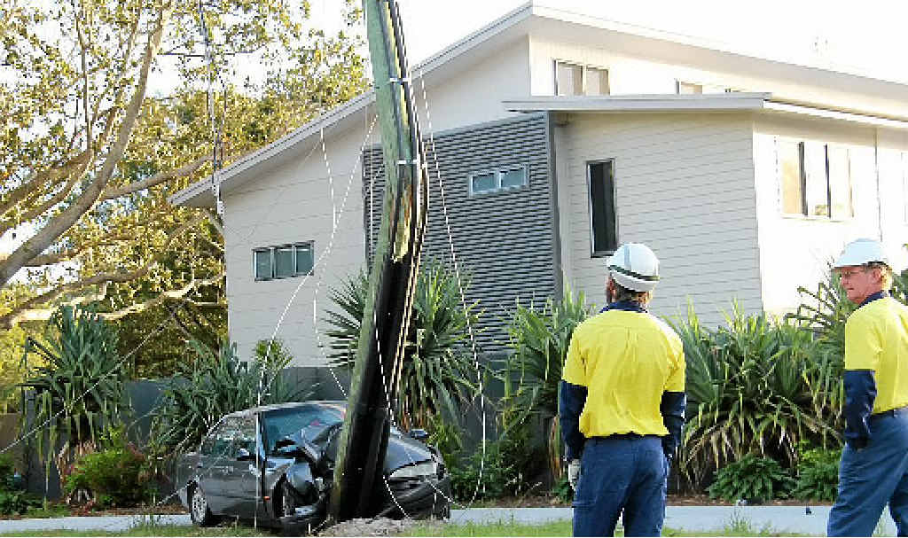 BLACK OUT: The scene at Broken Head Rd at Suffolk Park yesterday morning. BLACK OUT: The scene at Broken Head Rd at Suffolk Park yesterday morning.