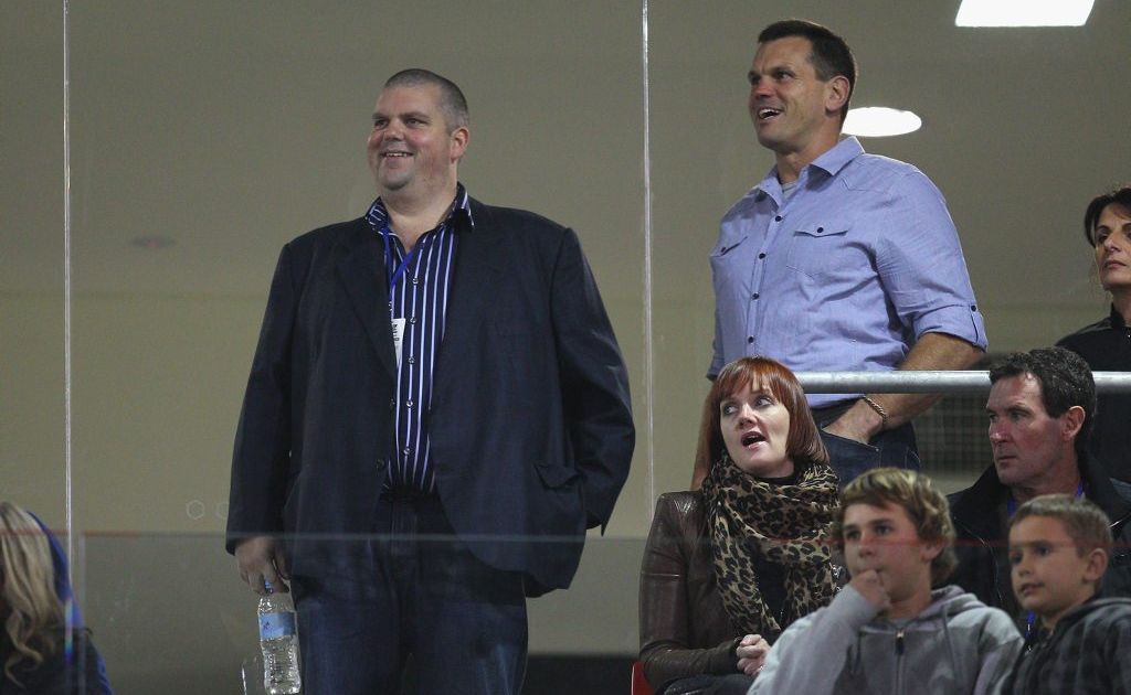 Mining magnate Nathan Tinkler (left) and former Knights player Paul Harragon. Mining magnate Nathan Tinkler (left) and former Knights player Paul Harragon.