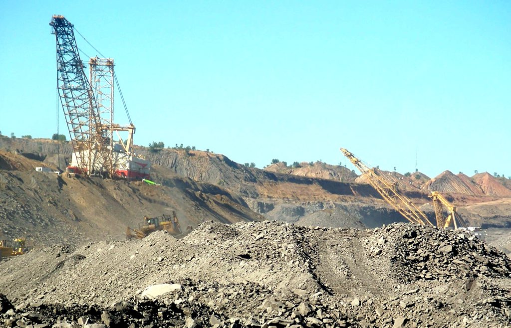 A miner is suing the Foxleigh mine near Middlemount for over $1 million after he fell asleep behind the wheel and crashed his car following a 12 hour night shift A miner is suing the Foxleigh mine near Middlemount for over $1 million after he fell asleep behind the wheel and crashed his car following a 12 hour night shift