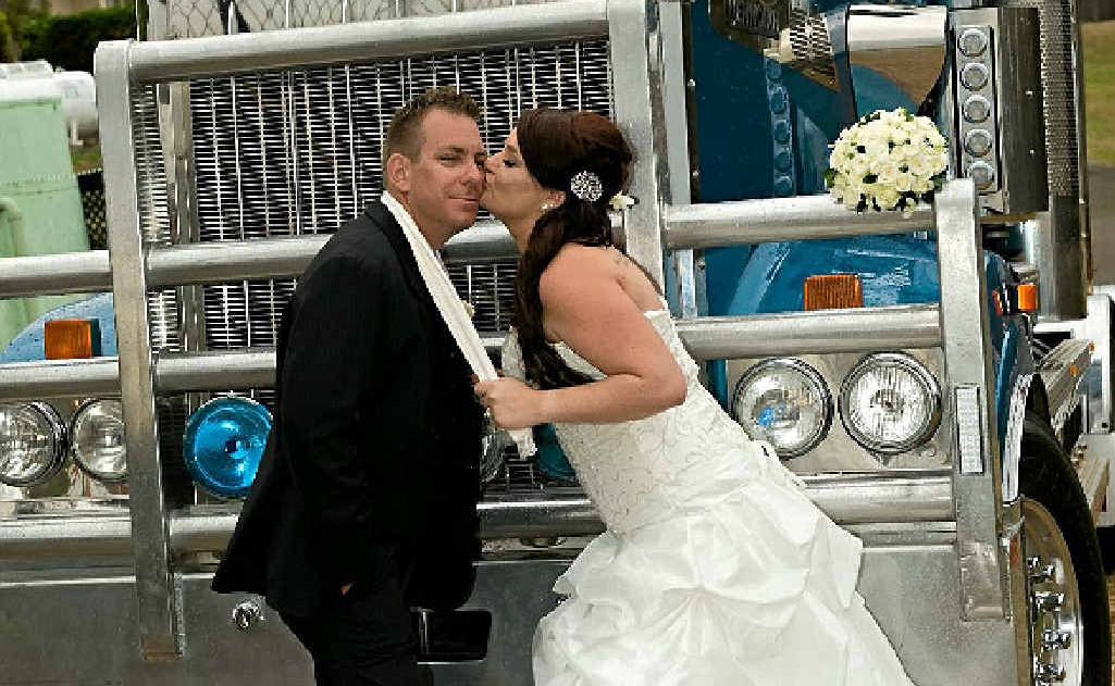 HAPPY COUPLE: Steph and Les Hill on their wedding day. Photos: Contributed by Legends in Photography HAPPY COUPLE: Steph and Les Hill on their wedding day. Photos: Contributed by Legends in Photography