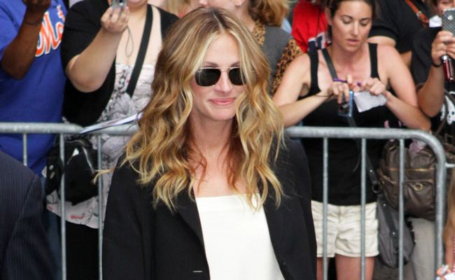 Julia Roberts insists she is a Julia Roberts insists she is a
