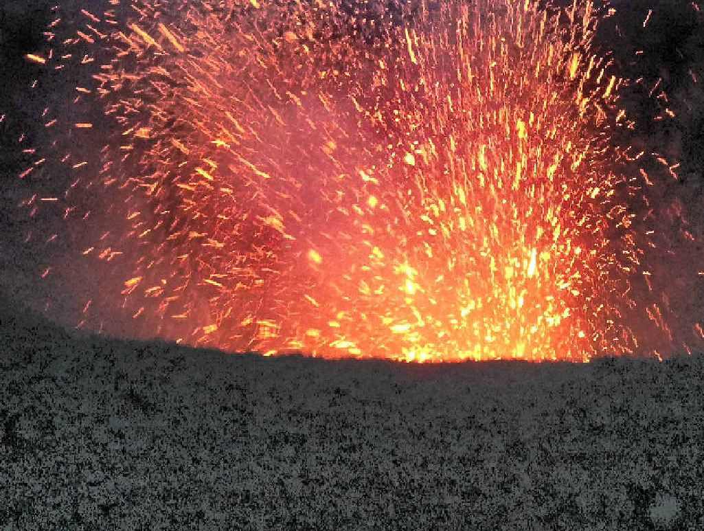 The fire and fury of Mount Yasur can only be fully appreciated by night. The fire and fury of Mount Yasur can only be fully appreciated by night.