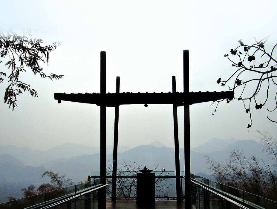 A trip to Thailand is enlightening. A trip to Thailand is enlightening.