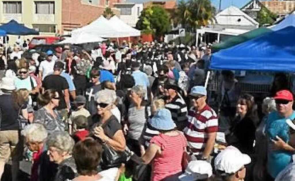 PACKED: Crowds wander the Maclean Community Markets.PHOTO: CONTRIBUTED PACKED: Crowds wander the Maclean Community Markets.PHOTO: CONTRIBUTED