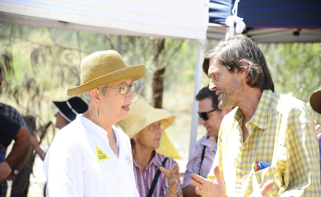 Lismore Shire Council mayor Jenny Dowell speaks with protestor Terry Elvey (front), as Byron Shire Council mayor Simon Richardson (back) chats to another protestor at the CSG protest at Glenugie on Thursday. Photo: JoJo Newby / The Daily Examiner Lismore Shire Council mayor Jenny Dowell speaks with protestor Terry Elvey (front), as Byron Shire Council mayor Simon Richardson (back) chats to another protestor at the CSG protest at Glenugie on Thursday. Photo: JoJo Newby / The Daily Examiner