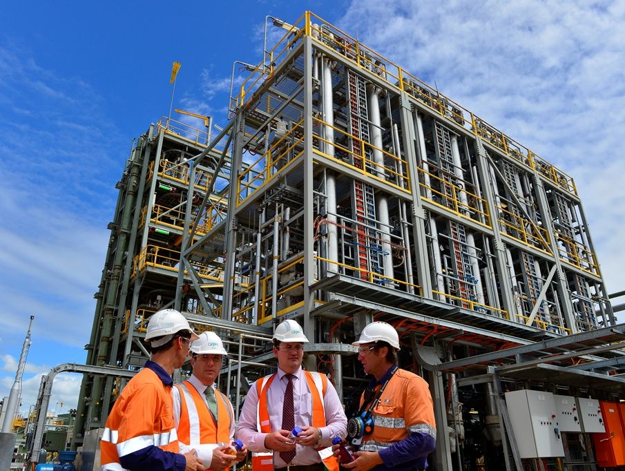Queensland Energy Resources operations manager Chris Anderson, Environment Minister Andrew Powell, Resources and Mines Minister Andrew Cripps and QER operations superintendent Ray Pascoe at QER's demonstration plant. Queensland Energy Resources operations manager Chris Anderson, Environment Minister Andrew Powell, Resources and Mines Minister Andrew Cripps and QER operations superintendent Ray Pascoe at QER's demonstration plant.