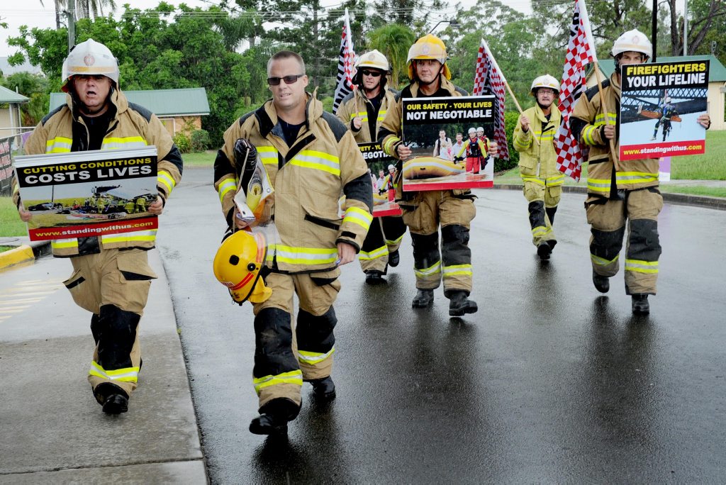 Community Cabinet - Brolga Theatre - Premier Campbell Newman and his cabinet ministers - protesting outside the forum, Union members from the Queensland Fire and Rescue Service. Photo: Valerie Horton / Fraser Coast Chronicle Community Cabinet - Brolga Theatre - Premier Campbell Newman and his cabinet ministers - protesting outside the forum, Union members from the Queensland Fire and Rescue Service. Photo: Valerie Horton / Fraser Coast Chronicle