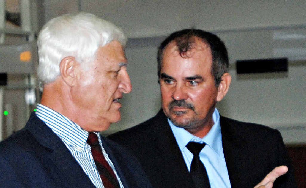 Former Dawson KAP chairman Lindsay Temple with Rob Katter in Mackay last year. Mr Temple has resigned for “personal reasons”. Former Dawson KAP chairman Lindsay Temple with Rob Katter in Mackay last year. Mr Temple has resigned for “personal reasons”.