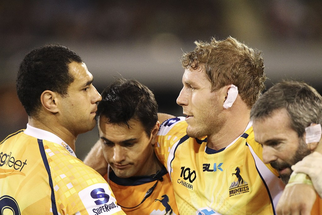 David Pocock of the Brumbies comes off injured during the round four Super Rugby match between the Brumbies and the Waratahs at Canberra Stadium on March 9, 2013 in Canberra, Australia. David Pocock of the Brumbies comes off injured during the round four Super Rugby match between the Brumbies and the Waratahs at Canberra Stadium on March 9, 2013 in Canberra, Australia.