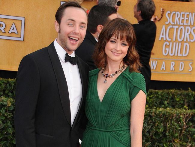 Alexis Bledel and Vincent Kartheiser