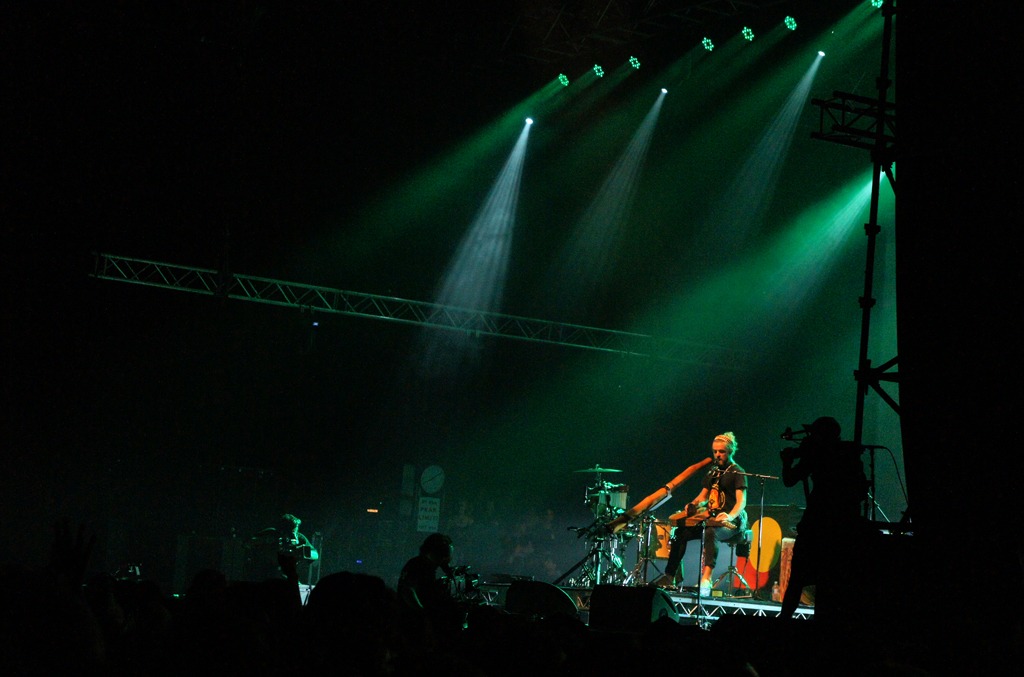 Xavier Rudd at Mojo. Xavier Rudd at Mojo.
