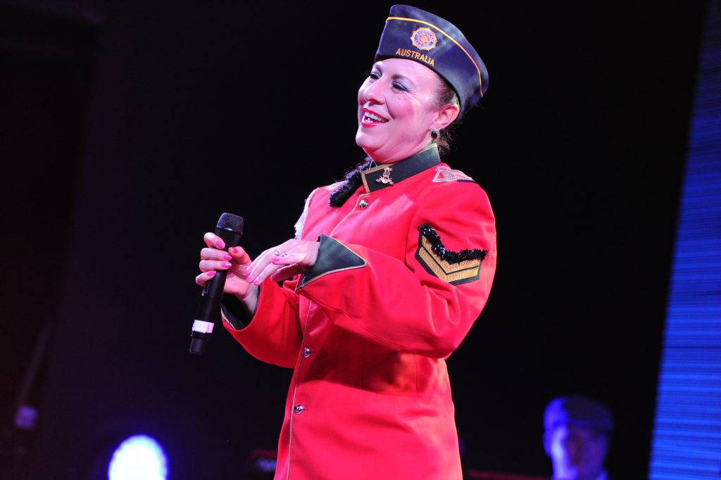 Miss Mandy Swings performs at Jazz 'n' Shiraz. Miss Mandy Swings performs at Jazz 'n' Shiraz.