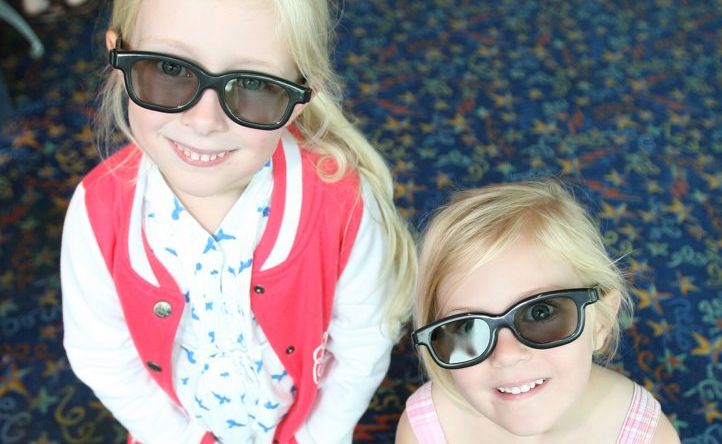 L-R Laila (6) and Mia (4) Binney at the cinema to see Adventures in Zambezia. Photo: Chris Ison / The Morning Bulletin L-R Laila (6) and Mia (4) Binney at the cinema to see Adventures in Zambezia. Photo: Chris Ison / The Morning Bulletin