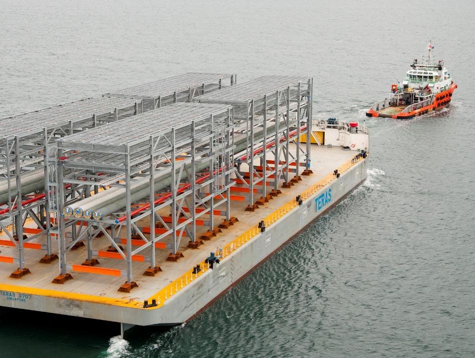 The Australia Pacific LNG Project has unloaded the first LNG modules on Curtis Island after their arrival in Gladstone Harbour. The Australia Pacific LNG Project has unloaded the first LNG modules on Curtis Island after their arrival in Gladstone Harbour.