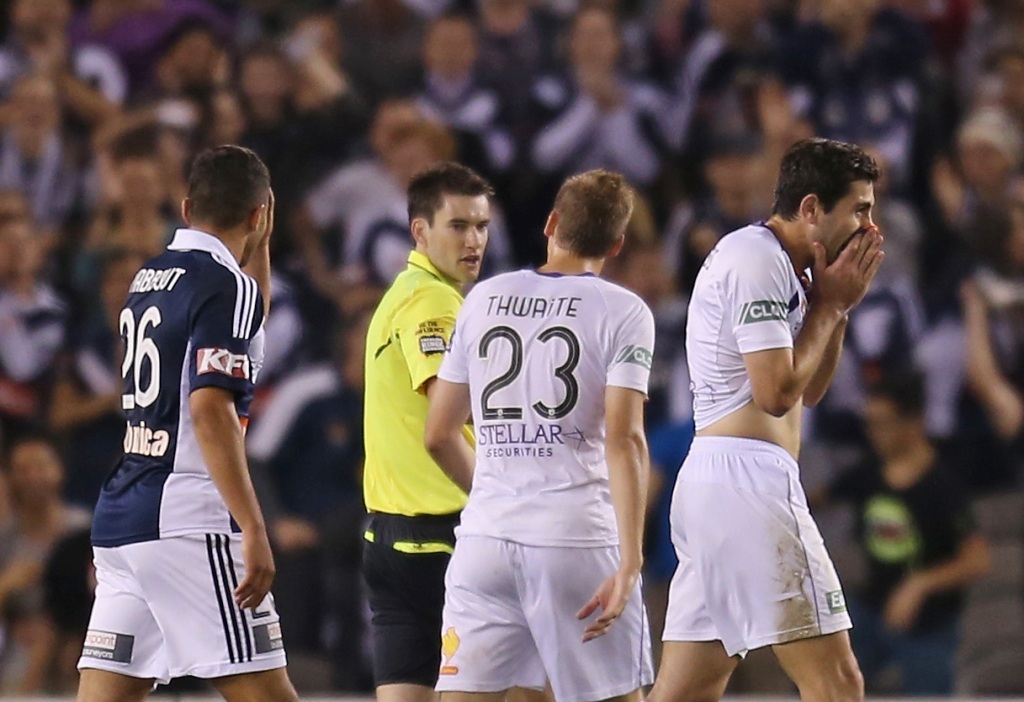 Steve Pantelidis (R) of the Glory is sent off by referee Jarred Gillett as Andrew Nabbout (L) of the Victory looks on during the A-League Elimination final match between the Melbourne Victory and Perth Glory at Etihad Stadium on April 5, 2013 in Melbourne, Australia. Steve Pantelidis (R) of the Glory is sent off by referee Jarred Gillett as Andrew Nabbout (L) of the Victory looks on during the A-League Elimination final match between the Melbourne Victory and Perth Glory at Etihad Stadium on April 5, 2013 in Melbourne, Australia.