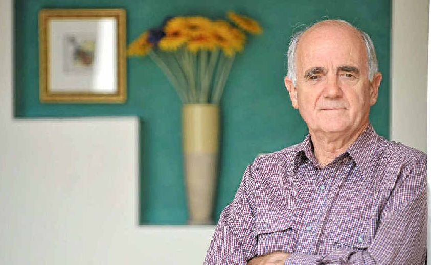 Former Caloundra GP Chris Reynolds has met with success treating patients in India with wheatgrass. Former Caloundra GP Chris Reynolds has met with success treating patients in India with wheatgrass.