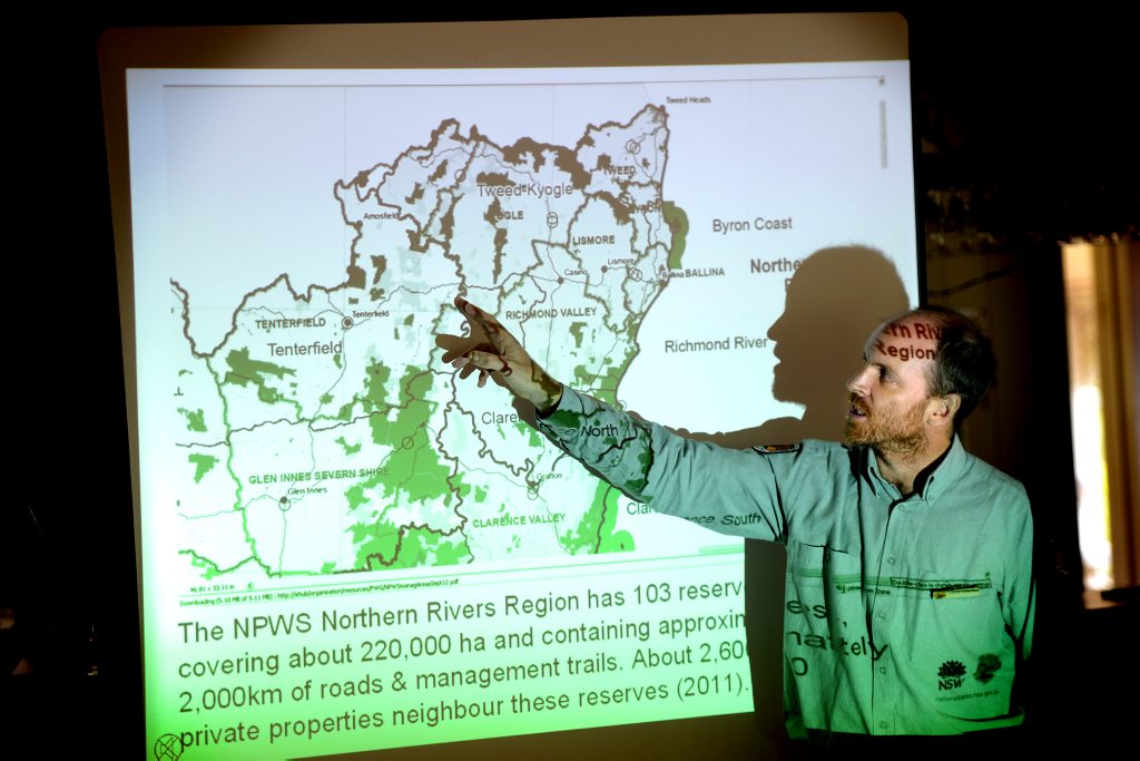 Meeting at Mavis Kitchen for business people about Woolumbin national park being closed. Damien Hofmeyer,manager Tweed/Kyogle area NPWS. 