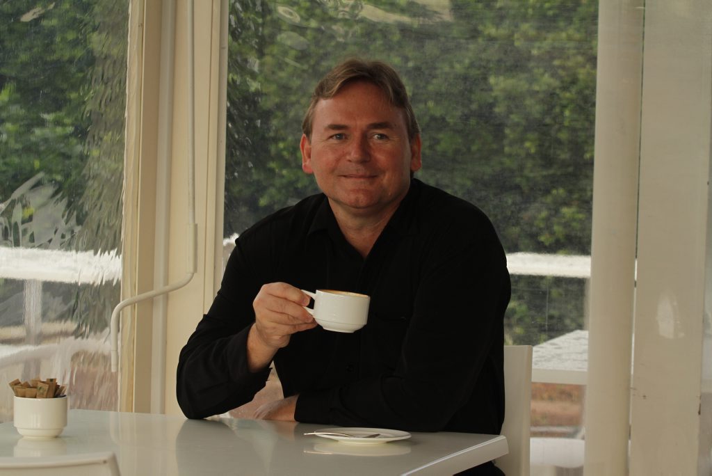 Entertainer Rob McCullough now calls the Fraser Coast home. Entertainer Rob McCullough now calls the Fraser Coast home.