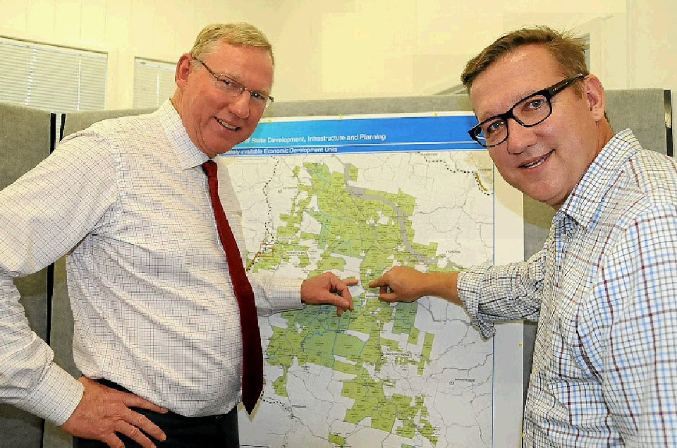 Deputy Premier Jeff Seeney and Member for Gympie David Gibson. Deputy Premier Jeff Seeney and Member for Gympie David Gibson.