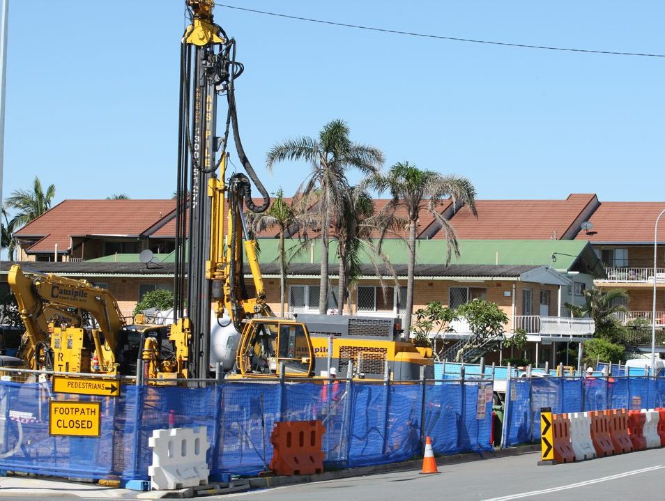 The Glenzeil contruction site on the corner of Haig St and Musgrave St in Kirra.