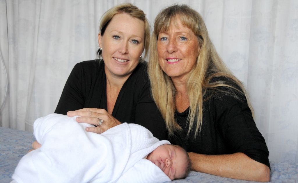 Tara Lovett’s newborn was delivered by her mum Melita Rogers at Calico Creek on Tuesday night. Tara Lovett’s newborn was delivered by her mum Melita Rogers at Calico Creek on Tuesday night.