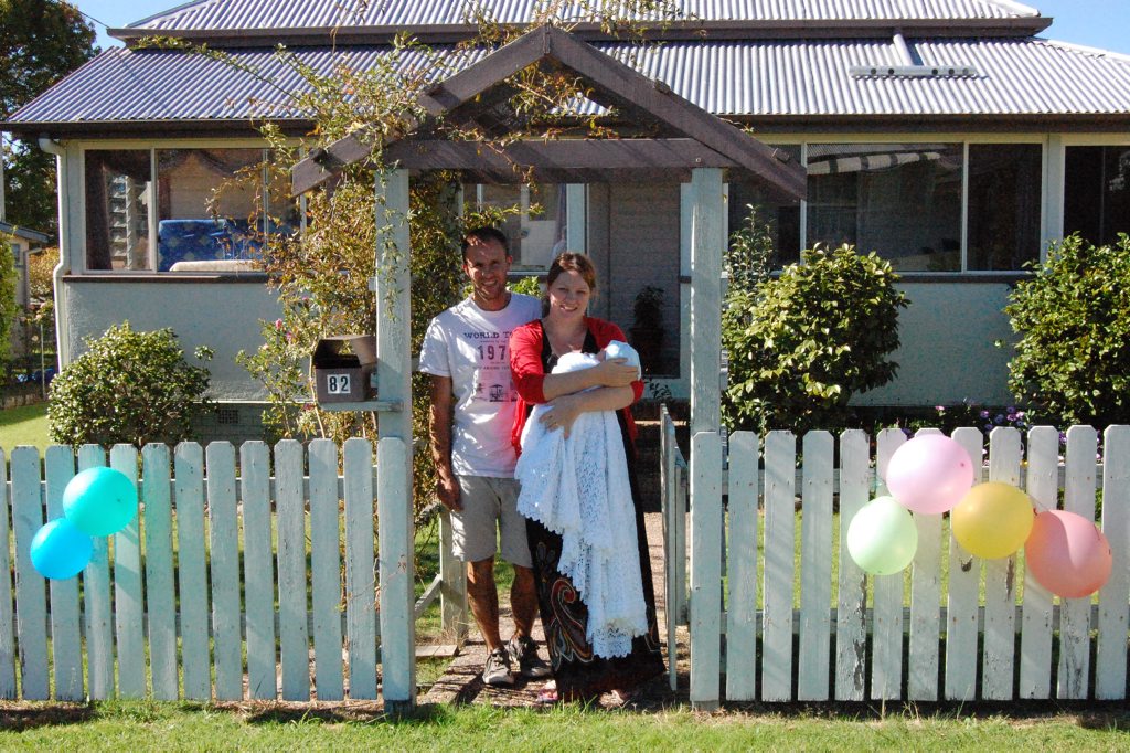 WELCOME HOME: New Australian citizen Craig Herschell and wife Elle return home with baby Emma. Photo Contributed WELCOME HOME: New Australian citizen Craig Herschell and wife Elle return home with baby Emma. Photo Contributed