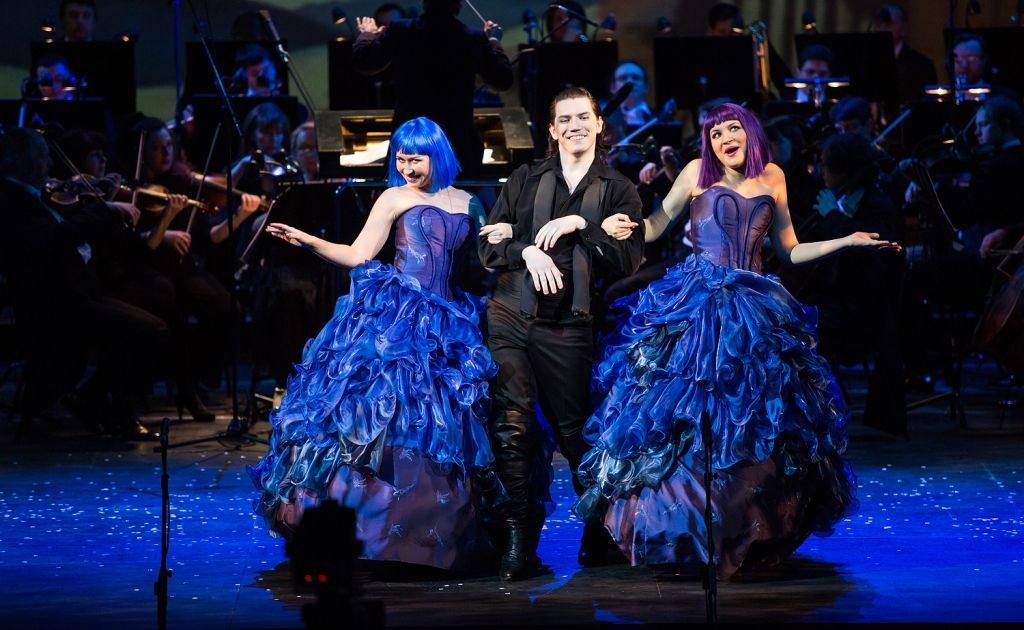 From left, Galina Koroleva, Yaroslav Abaimov and Elena Terentyeva performing an aria from Verdi's Sicilian Vespers in a scene from the Moscow Novaya Opera's OperaMania. From left, Galina Koroleva, Yaroslav Abaimov and Elena Terentyeva performing an aria from Verdi's Sicilian Vespers in a scene from the Moscow Novaya Opera's OperaMania.