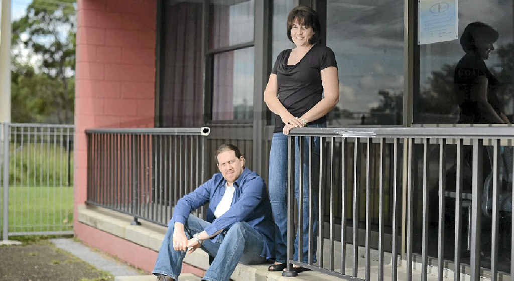 Paul Stewart and Stacy Gernetzky offer support for men suffering from a personal drama as part of a Hope Link support group, Insight Men’s Circle. Paul Stewart and Stacy Gernetzky offer support for men suffering from a personal drama as part of a Hope Link support group, Insight Men’s Circle.