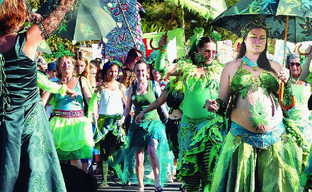 MARDIGRASS. A pregnant Gunja Fairy leads the parade. MARDIGRASS. A pregnant Gunja Fairy leads the parade.