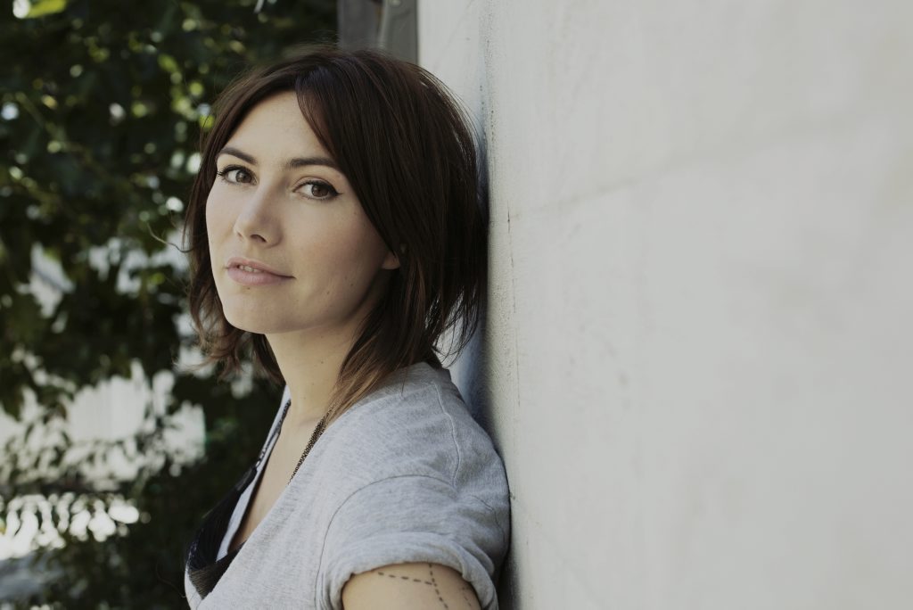Rock star Ella Hooper will perform at the Rise and Shine Queensland Tour flood-relief concert in Rockhampton on May 4. Rock star Ella Hooper will perform at the Rise and Shine Queensland Tour flood-relief concert in Rockhampton on May 4.
