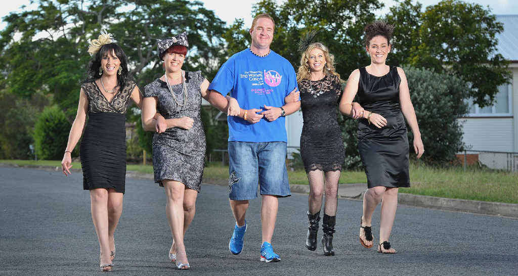 De Ja Vu Hair Nails and Beauty’s Katie Upton, Janice Freiberg, Fiona Litzow and Amanda Wolff with Matt Sharpe. De Ja Vu Hair Nails and Beauty’s Katie Upton, Janice Freiberg, Fiona Litzow and Amanda Wolff with Matt Sharpe.