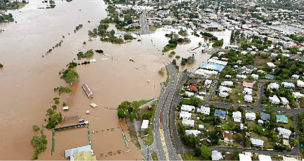 This image shows just how high a levee would have to be built to stop water entering Mary St in a flood as high as the Australia Day weekend event. This image shows just how high a levee would have to be built to stop water entering Mary St in a flood as high as the Australia Day weekend event.