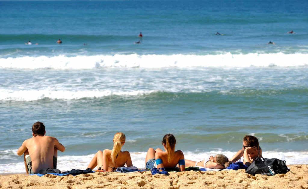 You should do more than apply sunscreen to protect your skin. You should do more than apply sunscreen to protect your skin.