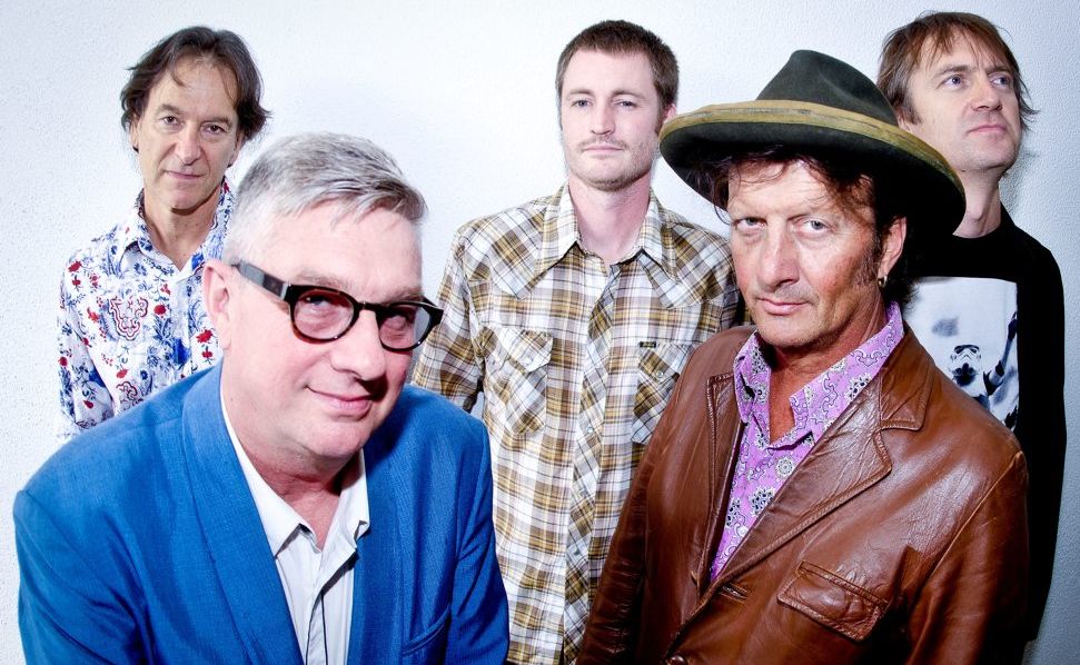 Mental as Anything will play Maryborough's Rise and Shine flood relief concert. Mental as Anything will play Maryborough's Rise and Shine flood relief concert.