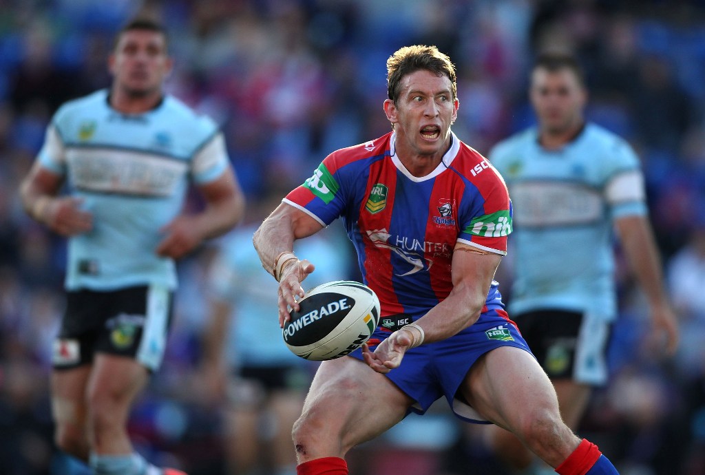 Kurt Gidley of the Knights passes the ball during the round eight NRL match between the Newcastle Knights and the Cronulla Sharks at Hunter Stadium on May 5, 2013 in Newcastle, Australia. Kurt Gidley of the Knights passes the ball during the round eight NRL match between the Newcastle Knights and the Cronulla Sharks at Hunter Stadium on May 5, 2013 in Newcastle, Australia.