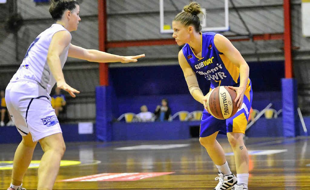 QUALITY: Power’s Natalie Hurst on the attack. QUALITY: Power’s Natalie Hurst on the attack.