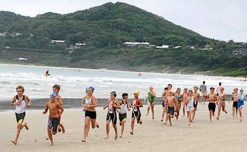 Children compete in the 2013 aquathon. Children compete in the 2013 aquathon.