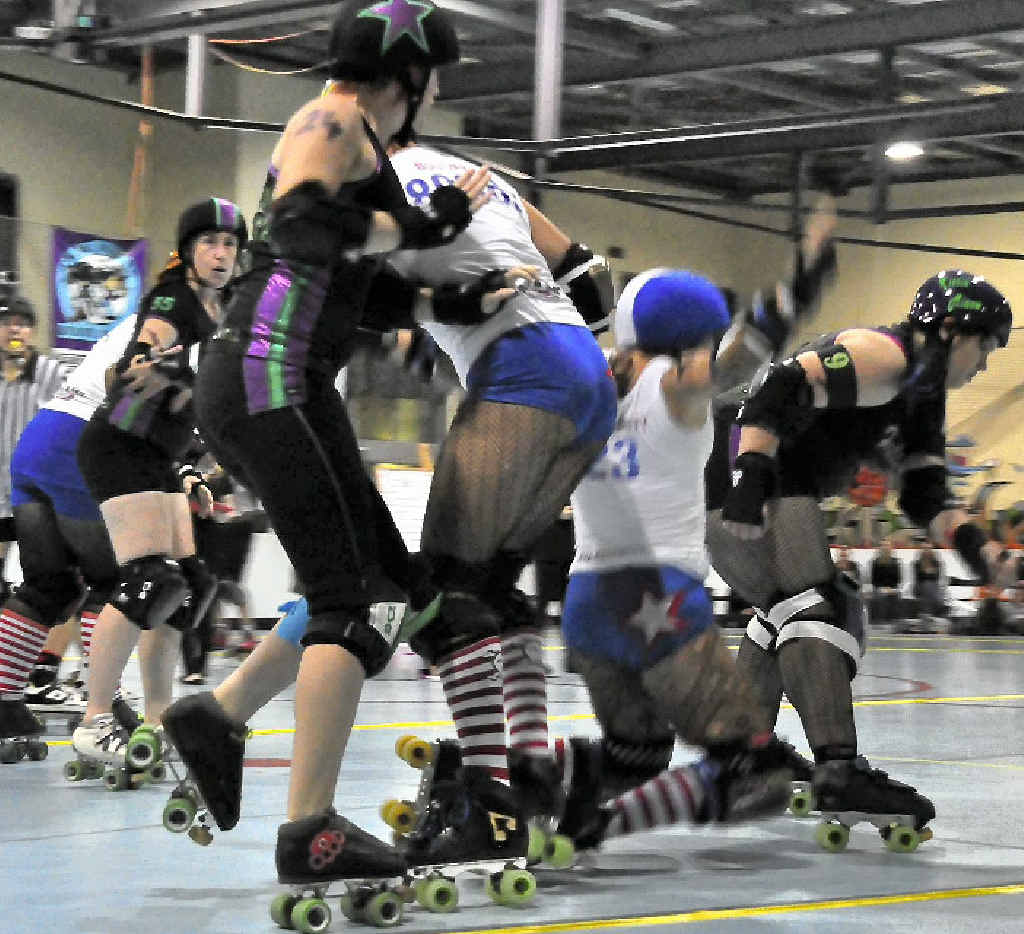 DERBY DUST-UP: Gladstone’s Harbour City Hustlers roller derby team travelled to NSW to take on Tweed Valley Vixens, winning 246-108. DERBY DUST-UP: Gladstone’s Harbour City Hustlers roller derby team travelled to NSW to take on Tweed Valley Vixens, winning 246-108.
