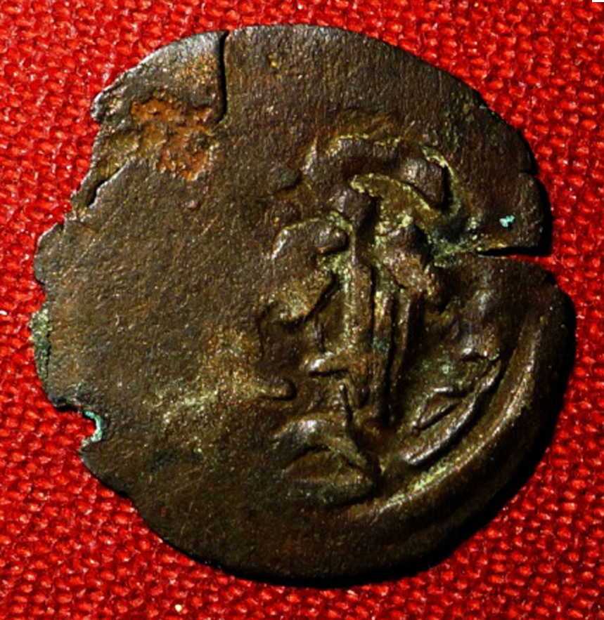 The 1,000 year old copper coin, found on a remote Australian beach The 1,000 year old copper coin, found on a remote Australian beach