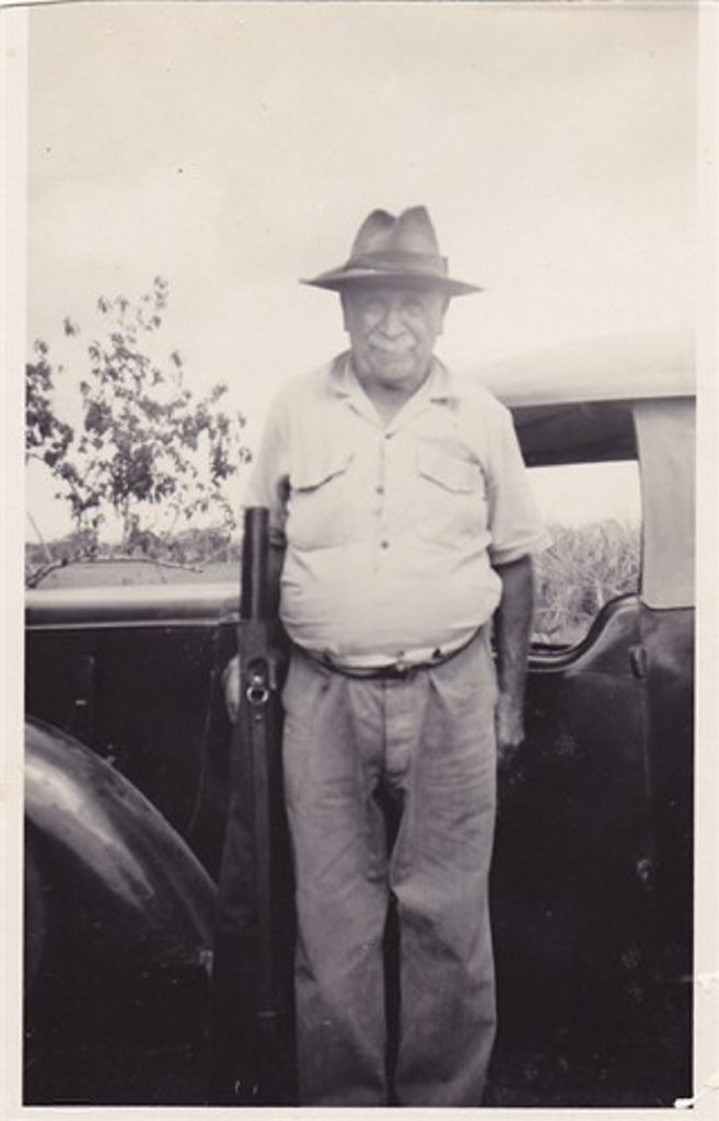 The Urraween distributor may be named Stirling Dr after Hervey Bay pioneer Frederick Stirling. 