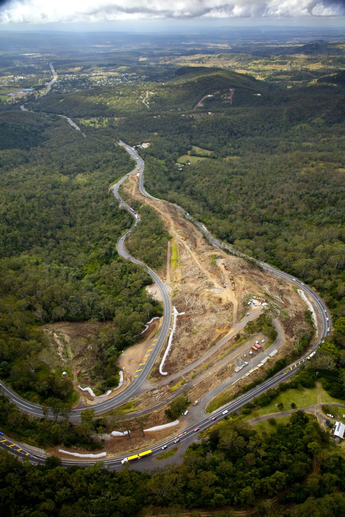 Coalition leader Tony Abbott has announced he will build a second Toowoomba range crossing. Coalition leader Tony Abbott has announced he will build a second Toowoomba range crossing.
