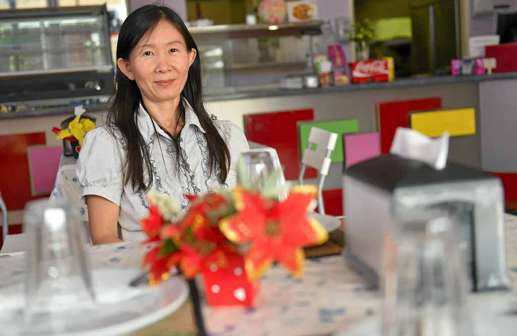Chanphen Williams completed the Gladstone Multicultural Association’s Certificate III in hospitality course. Supported by her masters in business administration she opened the Royal Thai Restaurant in Sun Valley in December 2012. Chanphen Williams completed the Gladstone Multicultural Association’s Certificate III in hospitality course. Supported by her masters in business administration she opened the Royal Thai Restaurant in Sun Valley in December 2012.