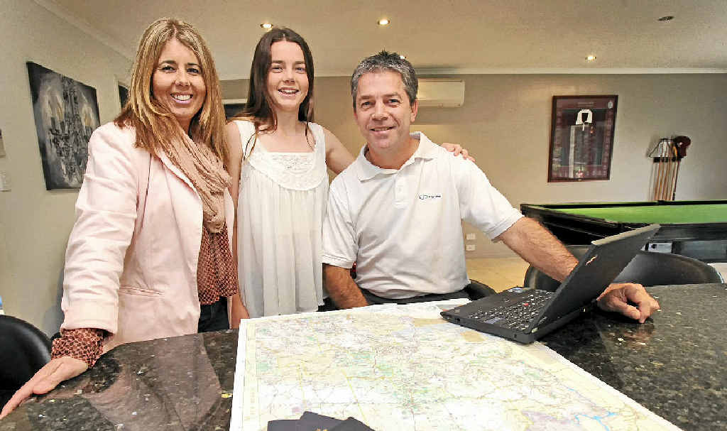 ENGINEERING A CHANGE: Shane Gesch of Cardno will be moving to Arizona with his wife Kerry and daughter Tayla later this week. ENGINEERING A CHANGE: Shane Gesch of Cardno will be moving to Arizona with his wife Kerry and daughter Tayla later this week.