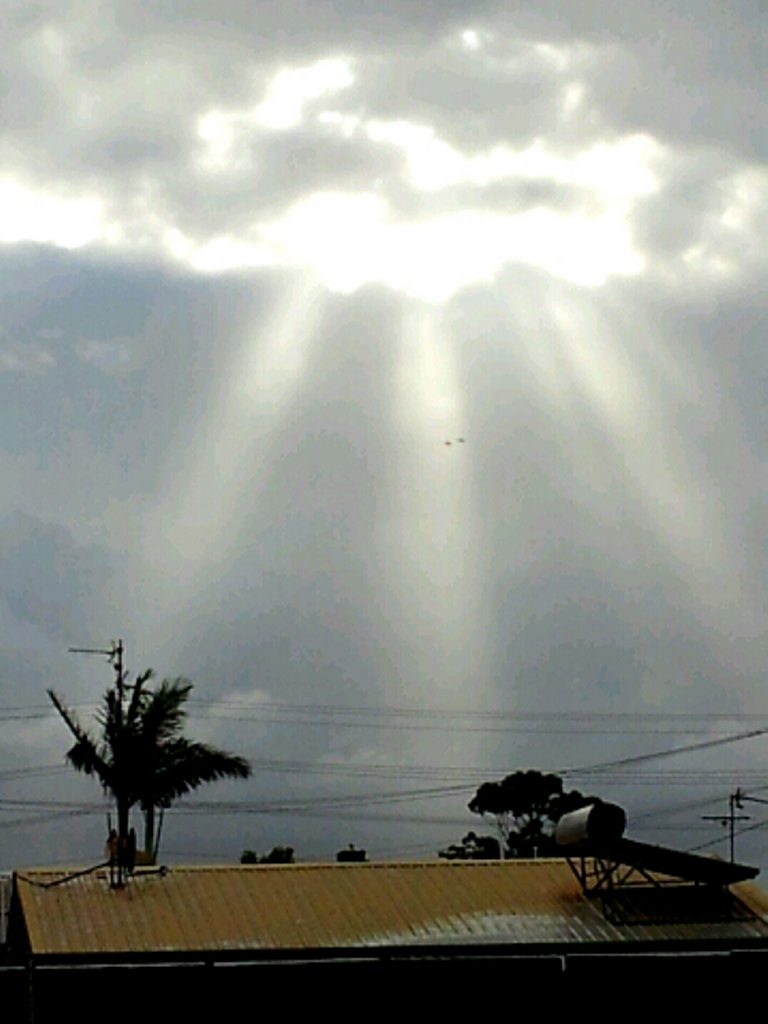The full-size photo where unidentified objects can be seen in the clouds. The full-size photo where unidentified objects can be seen in the clouds.