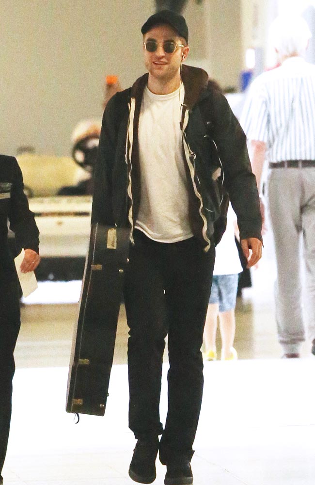 Robert Pattinson Robert Pattinson
