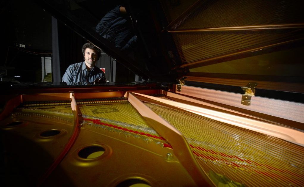 Former SCU music graduate and now Music Director on the television show Former SCU music graduate and now Music Director on the television show