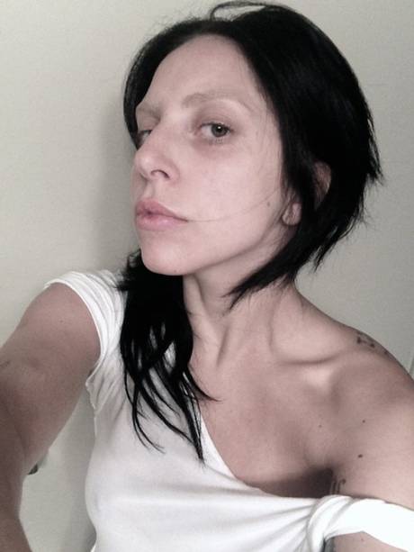 Lady Gaga posted a photo of herself without make-up to promote her new album ARTPOP. Lady Gaga posted a photo of herself without make-up to promote her new album ARTPOP.