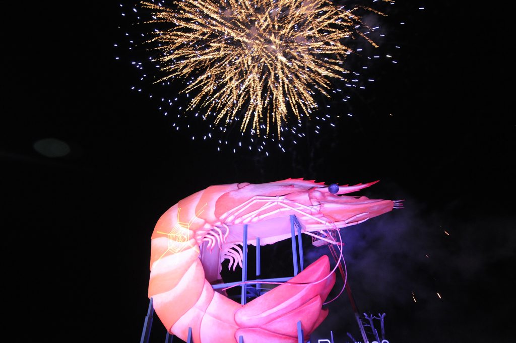 The laser show that celebrated the 2012 unveiling of the refurbished Big Prawn at Ballina. The laser show that celebrated the 2012 unveiling of the refurbished Big Prawn at Ballina.